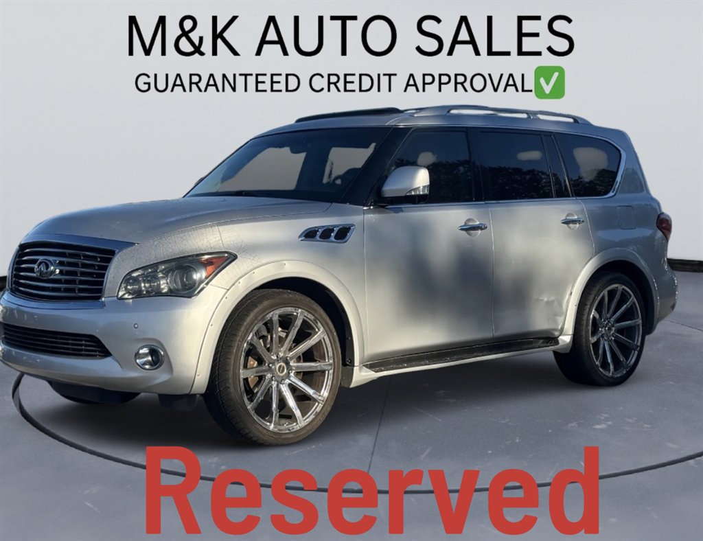 2011 INFINITI QX 56's photo