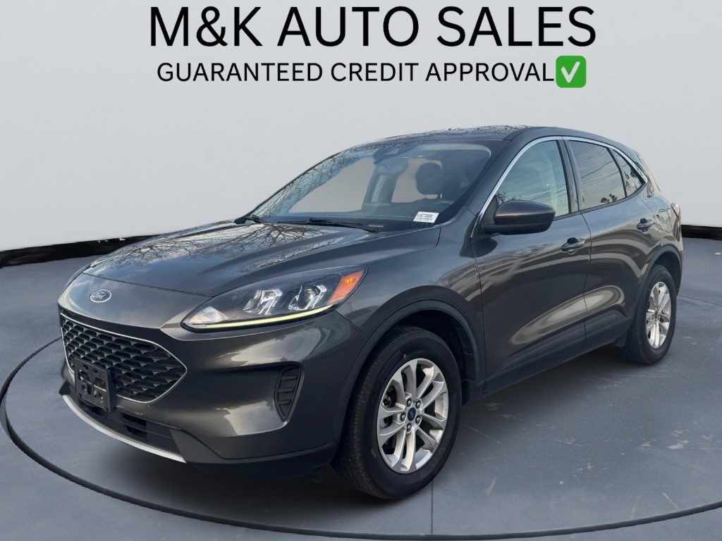 2020 Ford Escape SE's photo