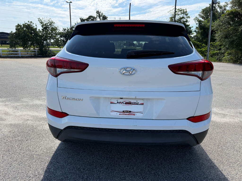 2017 Hyundai Tucson SE - Photo 6
