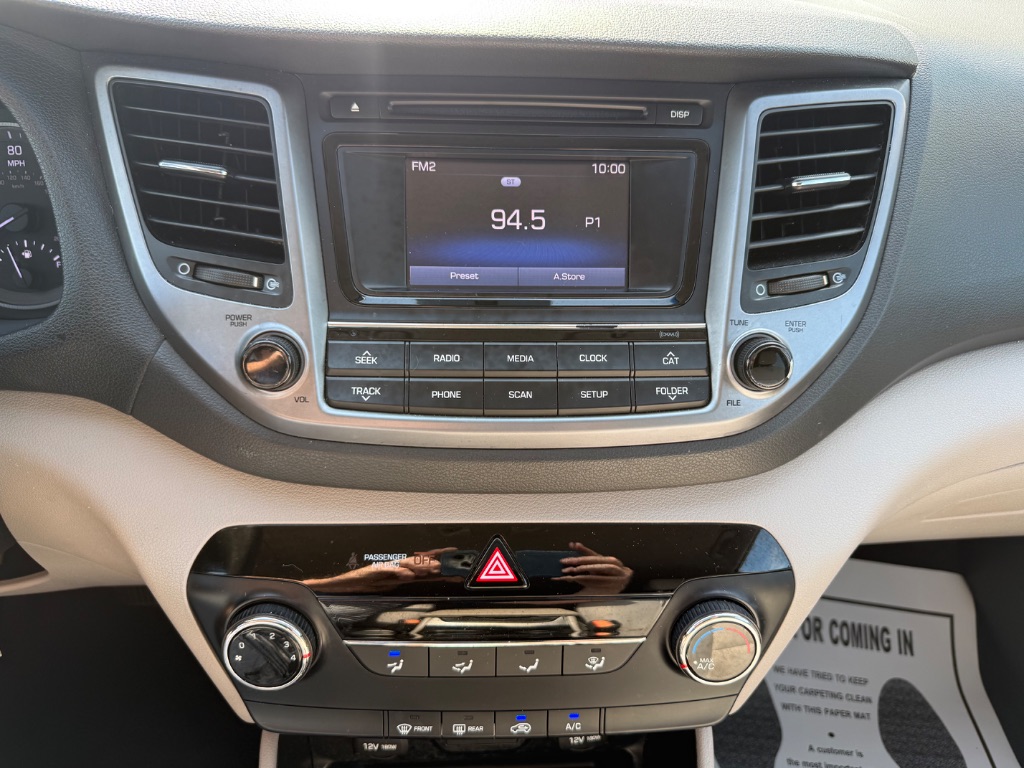 2017 Hyundai Tucson SE - Photo 13
