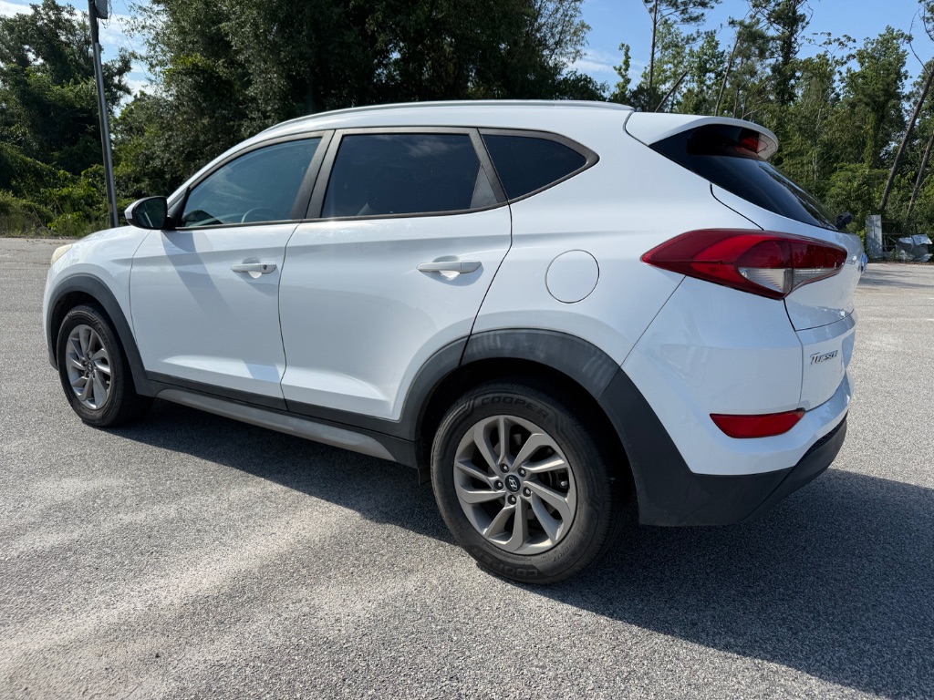 2017 Hyundai Tucson SE - Photo 7
