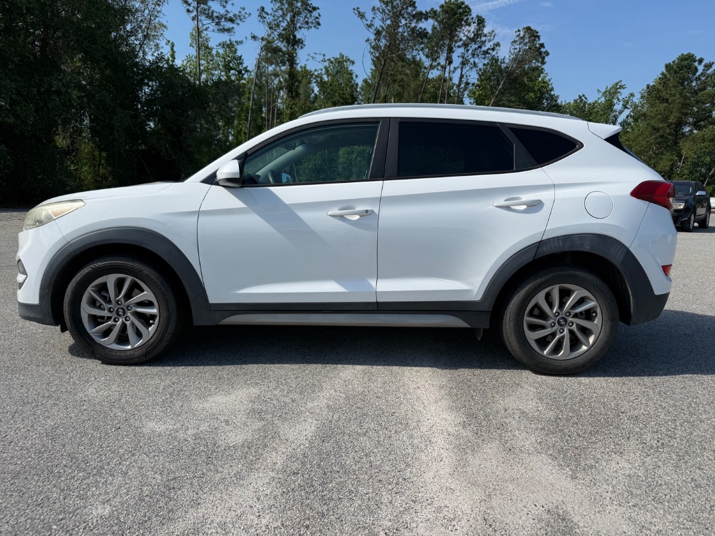 2017 Hyundai Tucson SE - Photo 8